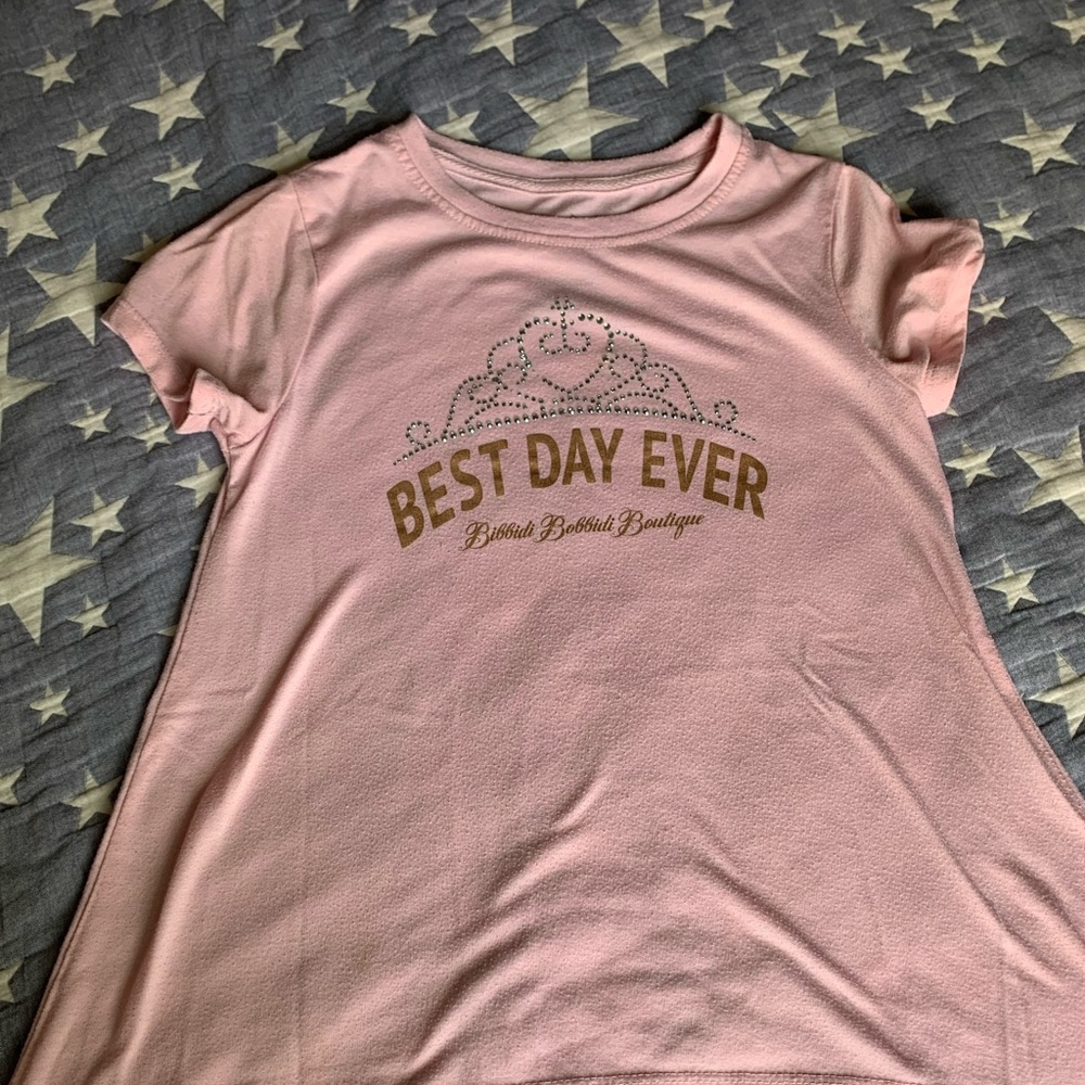 Disney t-shirt size medium